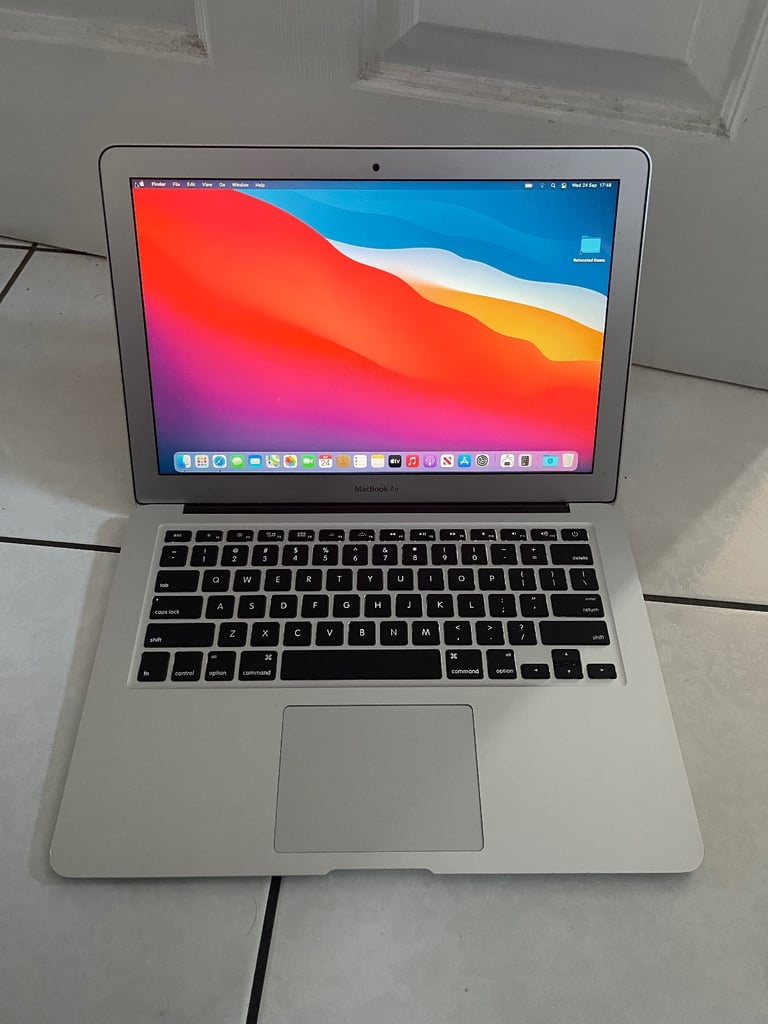 image for Apple MacBook Air Laptop … 128 SSD … Core i5 … Fully Working