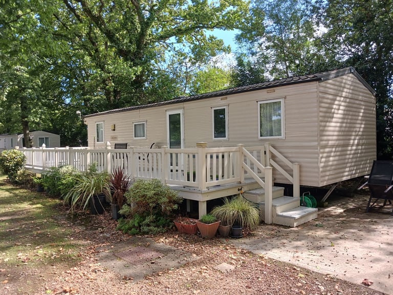 Static Caravan Sited On Hoburne Bashley, Hampshire 