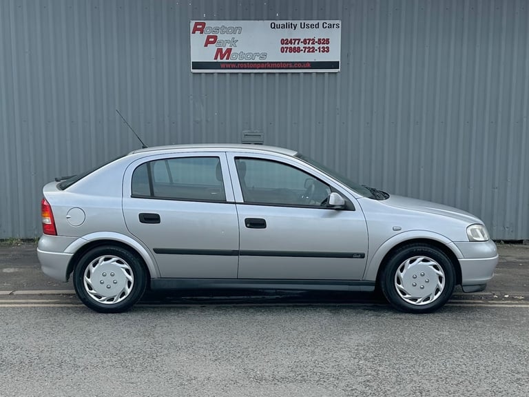 2002 Vauxhall Astra 1.6i Club 5dr Automatic- just 43k miles HATCHBACK Petrol Automatic