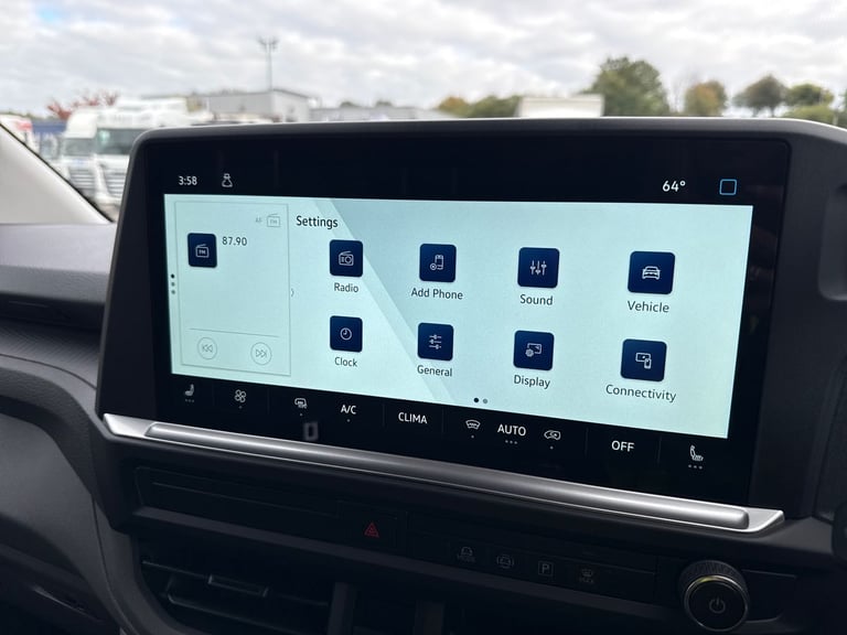  Volkswagen Transporter Panel Van 2.0 Tdi T28 Commerce Pro Panel Van 5dr Diesel