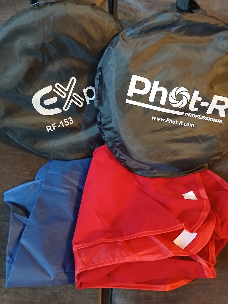 image for Mini photography back drop and studio 