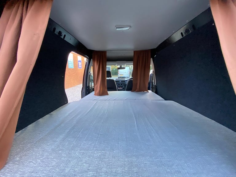 2016 Volkswagen Caddy DOUBLE BED—STOVE—AWNING—CRUISE PANEL VAN Diesel Manual