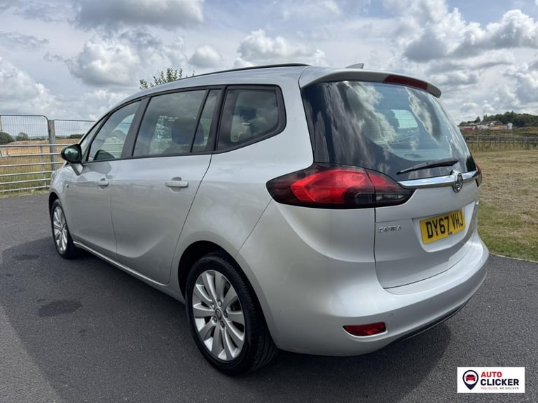 2017 Vauxhall Zafira Tourer 1.6 CDTi ecoFLEX Design MPV 5dr Diesel Manual Euro 6 (s/s) (134 ps) M...