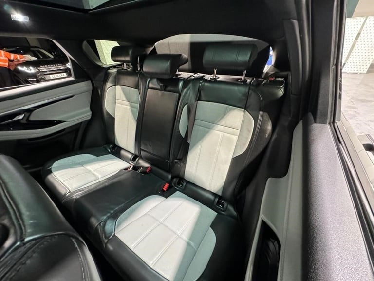 2019 Land Rover Range Rover Evoque 2.0 D180 R-Dynamic HSE Auto 4WD Euro 6 (s/s) 5dr ESTATE Diesel...