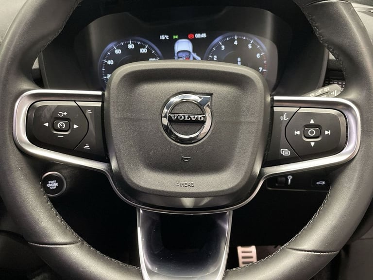 2021 Volvo XC40 2.0 B4 MHEV R-Design SUV 5dr Petrol Hybrid Auto Euro 6 (s/s) (197 ps) ESTATE PETR...