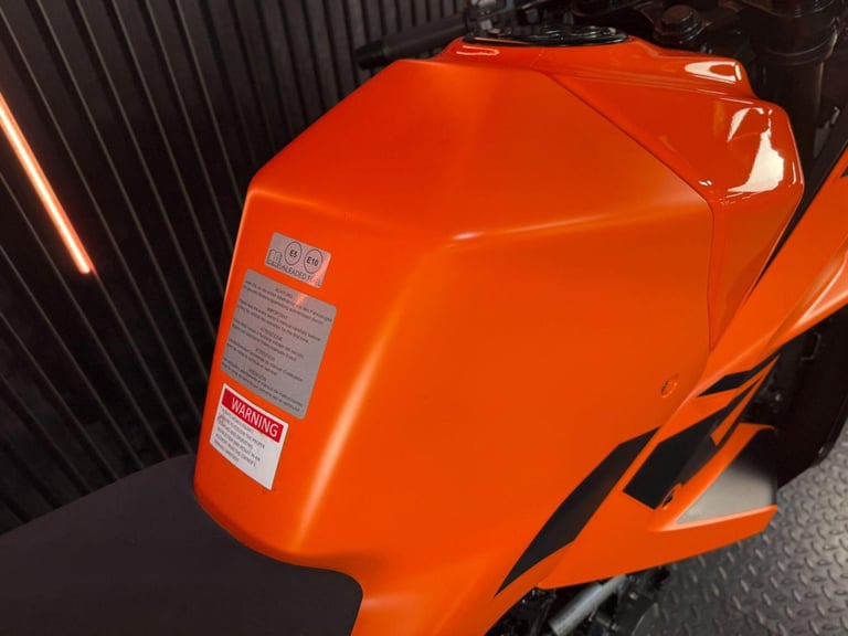 2024 KTM RC 390 390 X-Ring Euro 5