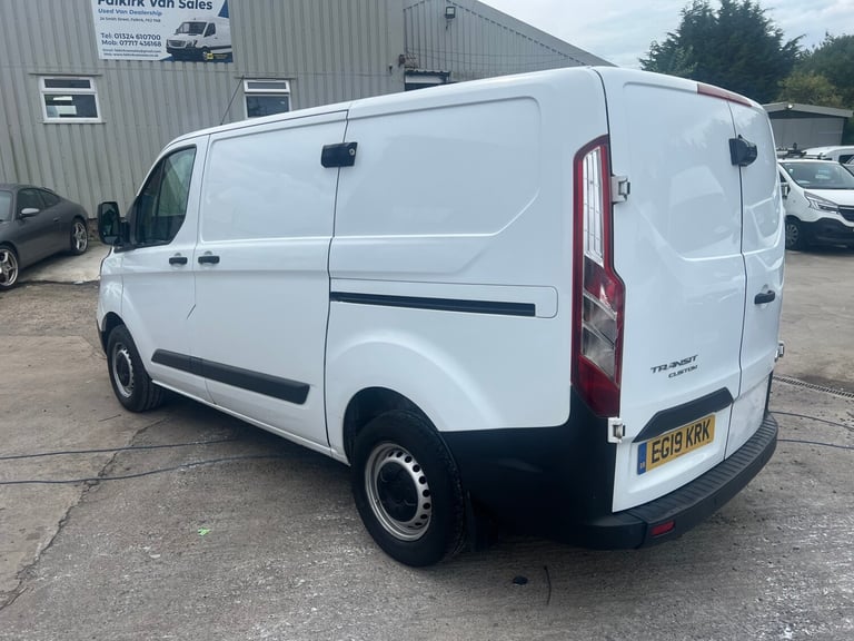 2019 Ford Transit Custom 2.0 TDCi 105ps Low Roof Van PANEL VAN Diesel Manual
