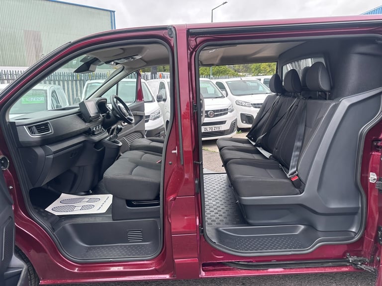 2023 Renault Trafic 2.0 dCi Blue LL30 Sport+ Crew Van Double Cab 150ps