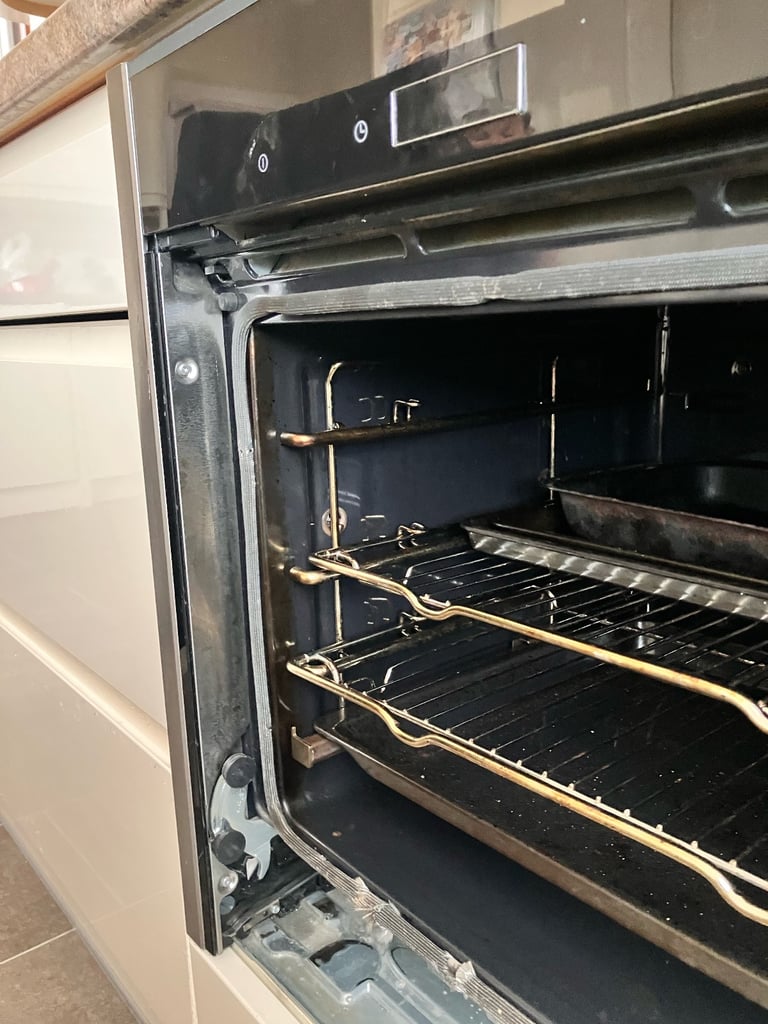 Neff oven slide and hide