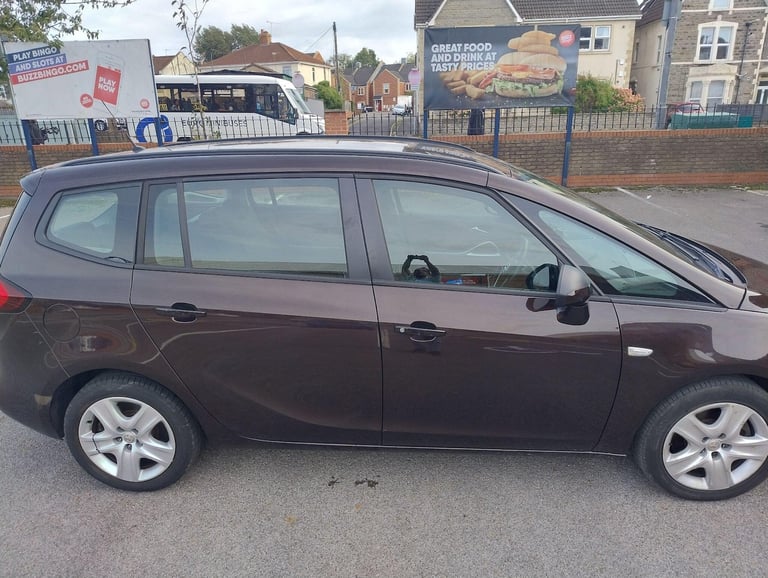 2014 Vauxhall Zafira Tourer 2.0 CDTi Exclusiv Auto Euro 5 5dr MPV Diesel Automatic