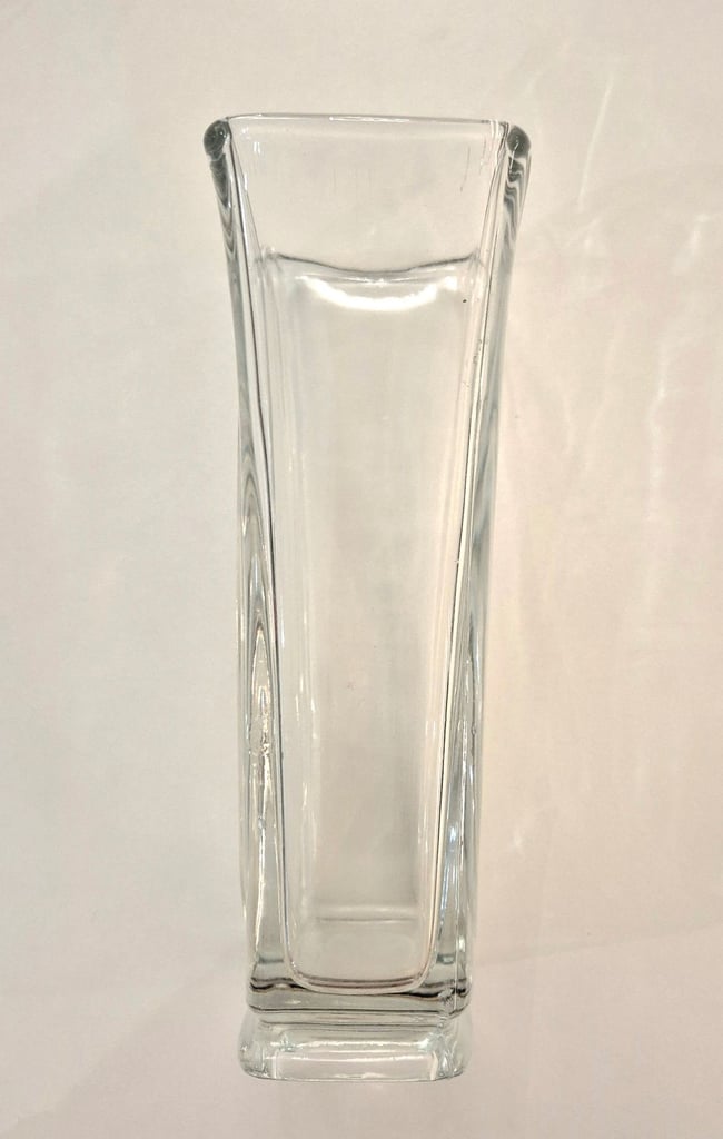 Glass vase