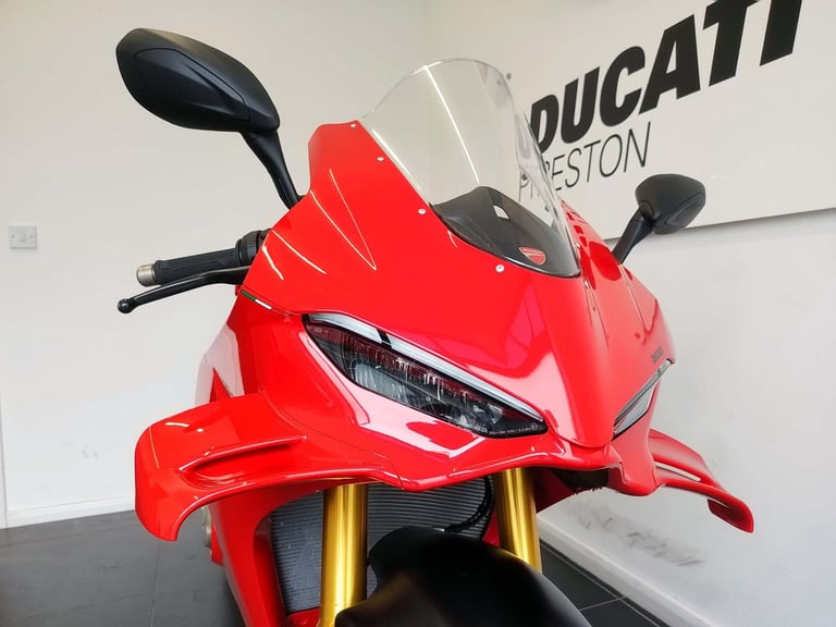 2024 Ducati Panigale V4S 7G Red 1,586 Miles | £365 Dep & £365 pcm