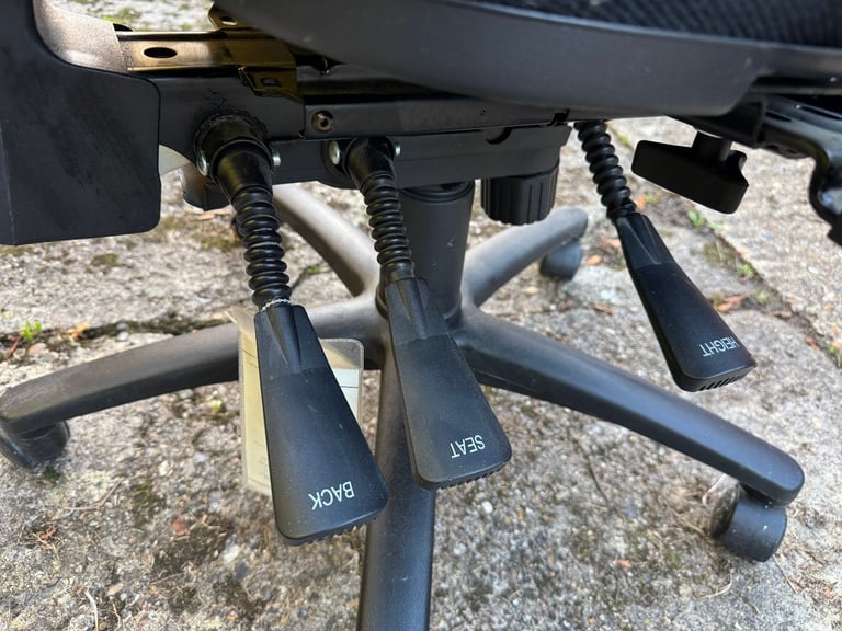 Adjustable Office Chair