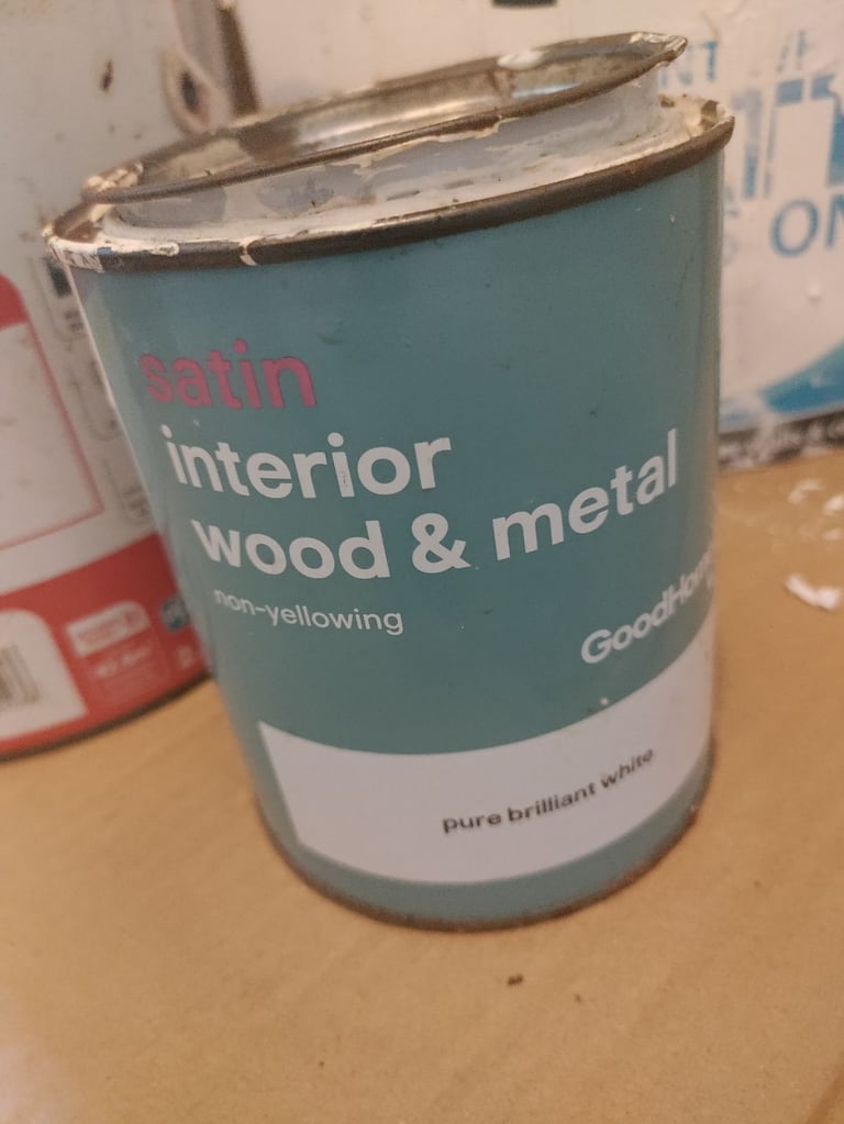 Having a clear out of leftover paint Gloss and Matt Brilliant White