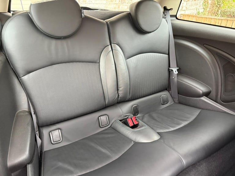 2013 MINI Hatch 1.6 Cooper Bayswater Euro 6 (s/s) 3dr HATCHBACK Petrol Manual