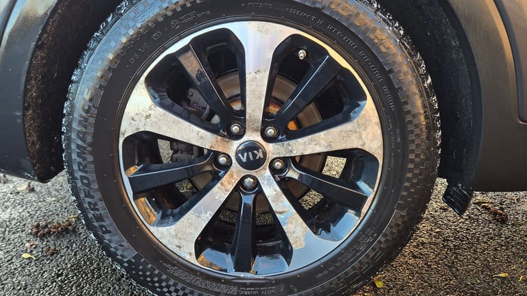 2017 Kia Sorento 2.2CRDi KX-2, long mot, All wheel drive, lots just spent, driving well