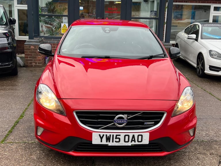 2015 Volvo V40 2.0 D4 R-Design Nav Hatchback 5dr Diesel Manual Euro 6 (s/s) (190 ps) HATCHBACK Di...