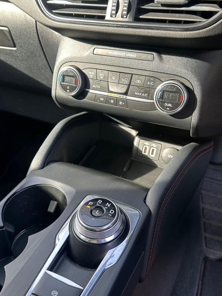 2021 Ford Kuga 2.5 EcoBoost Duratec 14.4kWh ST-Line CVT Euro 6 (s/s) 5dr HATCHBACK Petrol/Electri...
