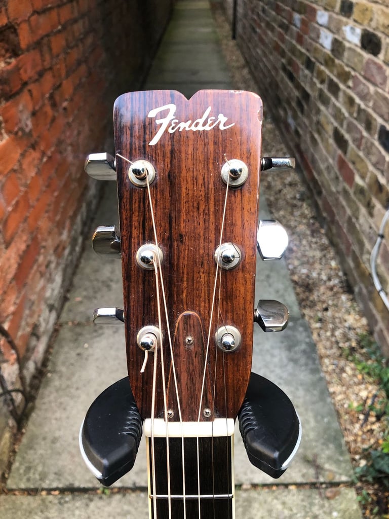 Fender F-85 vintage acoustic guitar (made in Japan, 70s)