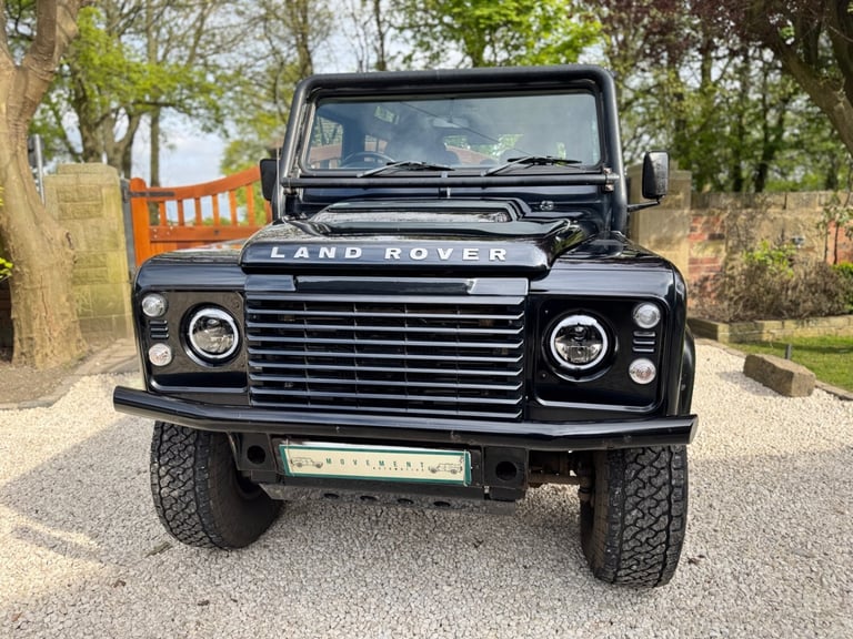 2011 Land Rover Defender XS Station Wagon TDCi WINDOW VAN Diesel Manual