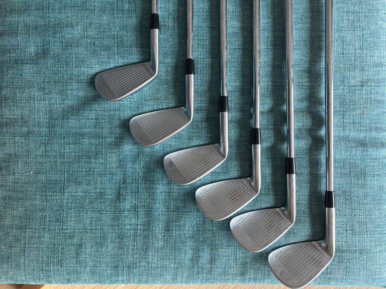 Mizuno MP20 MMC irons (5-PW)