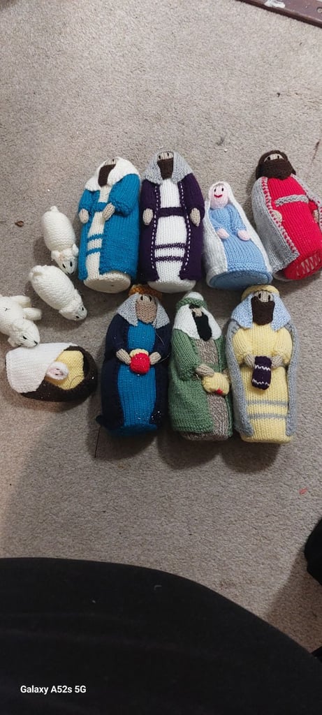 Knitted nativity set