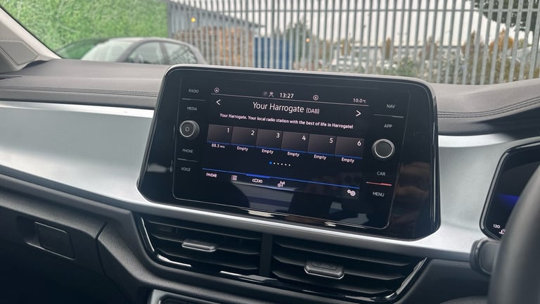 2022 Volkswagen T-Roc 1.0 TSI Life 5dr HATCHBACK PETROL Manual