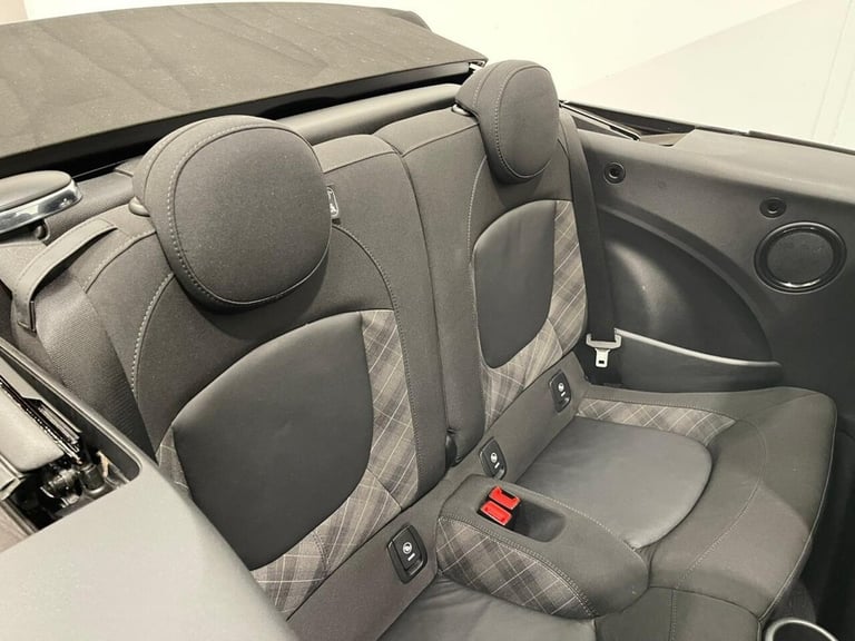 2018 MINI Convertible 1.5 Cooper II 2dr Auto CONVERTIBLE PETROL Automatic