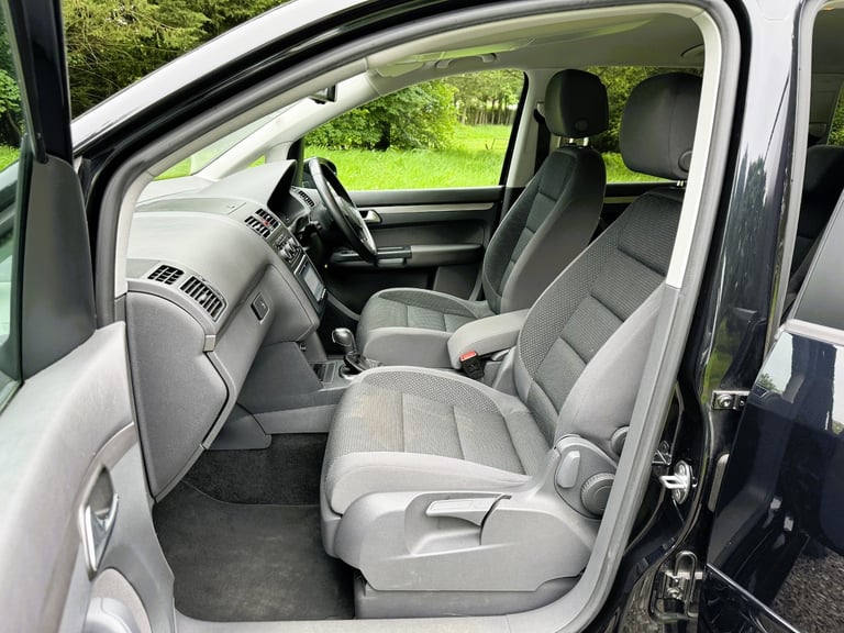 FRESH IMPORT 2012 62 PLATE VOLKSWAGEN CROSS TOURAN 1.4 TSI DSG,AUTO 7 SEATS