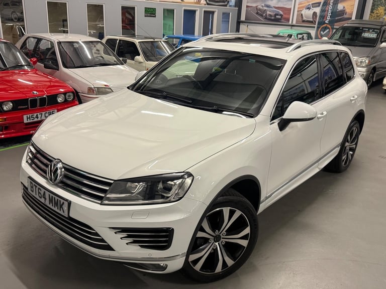 2014 Volkswagen Touareg 3.0 TDI V6 BlueMotion Tech R-Line Tiptronic 4WD Euro 6 (s/s) 5dr ESTATE D...