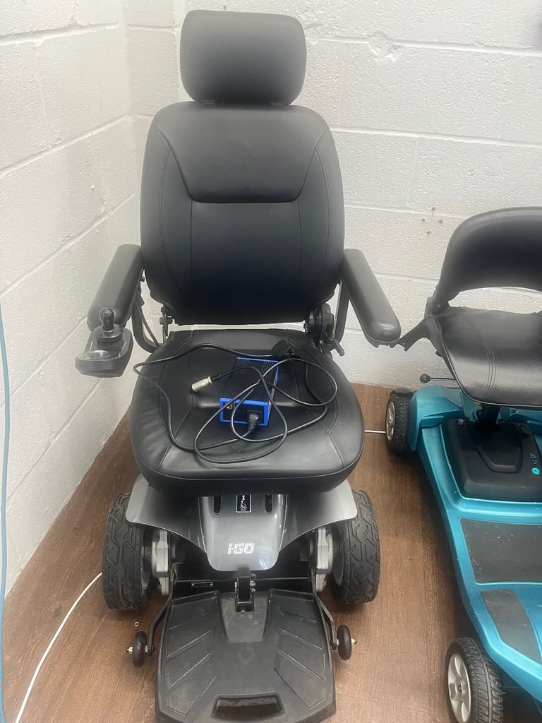Electric wheelchair careco Igo zenith pro 