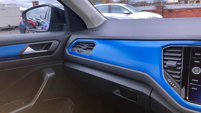 2019 Volkswagen T-Roc 1.5 TSI EVO Design 5dr HATCHBACK PETROL Manual