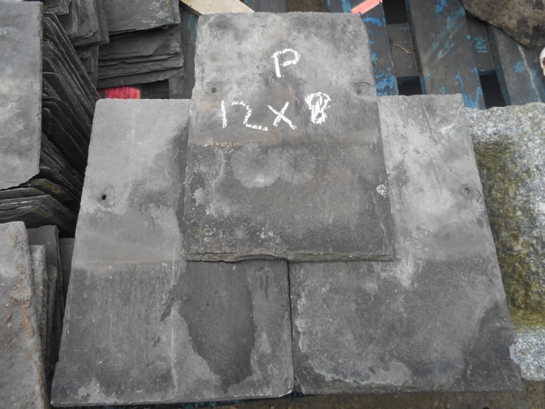 image for Reclaimed Quality Welsh roofing slates Lots off Sizes available 12x8 48p 