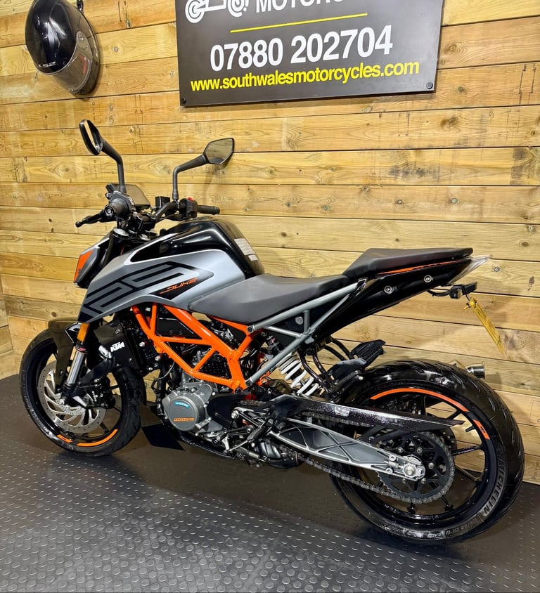 KTM 125 Duke / 2021 model / only 7.5k miles 