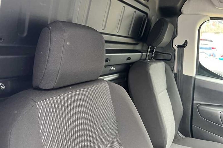 2024 Vauxhall Combo Electric 52kWh Prime Panel Van 5dr Electric Auto SWB (7.4kW Charger) (136 ps)...