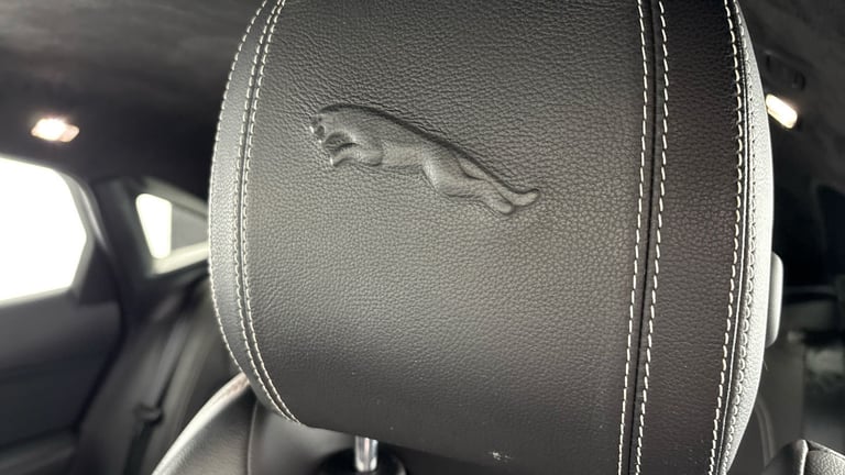 2021 Jaguar E-Pace 2.0 D204 MHEV R-Dynamic SE SUV 5dr Diesel Auto AWD Euro 6 (s/s) (204 ps) SUV D...