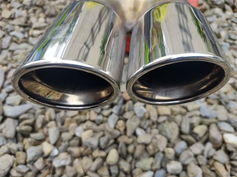 Ford fiesta mk7 exhaust back box twin pipe