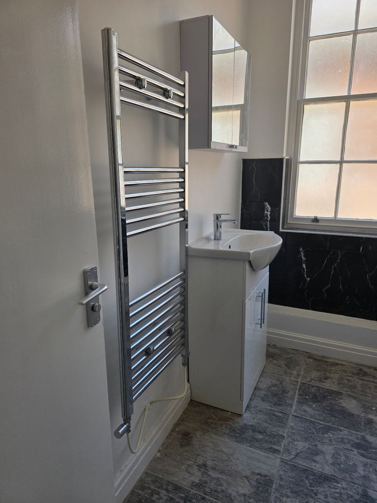 3 Bedroom Semi-Detached House in Liverpool, L9