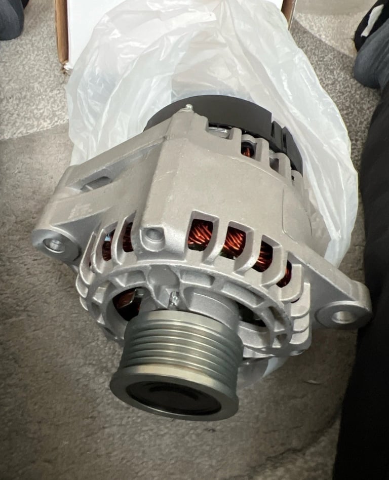 Lot of alternators for different cars Clearence