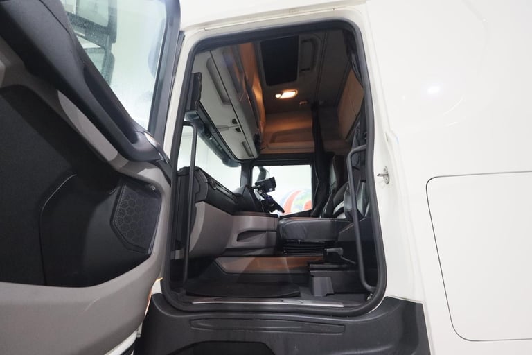 2022 (72 PLATE) Scania R500 6x2 Euro 6 Tractor Units