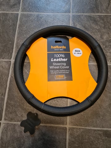 Halfords steering wheel cover new arrivals
