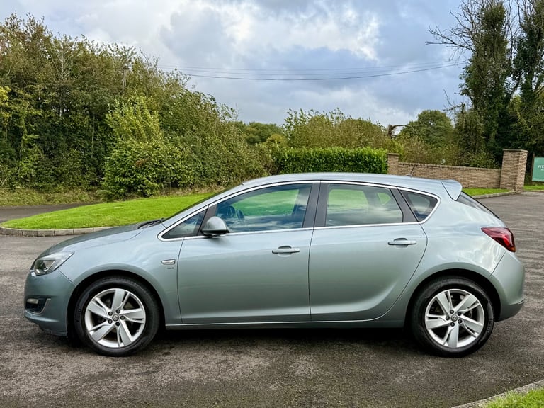 2015/65 VAUXHALL ASTRA 1.4 16V SRI 5DR SILVER GREY 113K MILES CRUISE &amp; ALLOYS