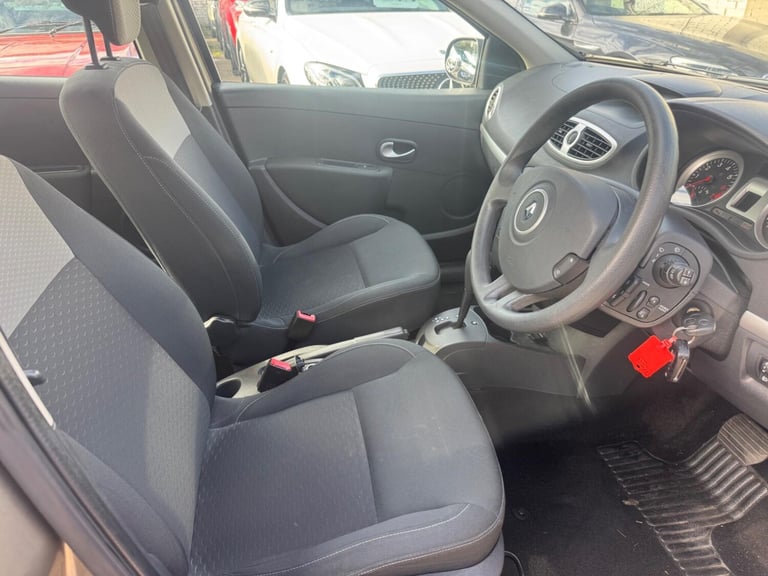 2009 Renault Clio 1.6 VVT Expression Auto Euro 5 5dr HATCHBACK Petrol Automatic