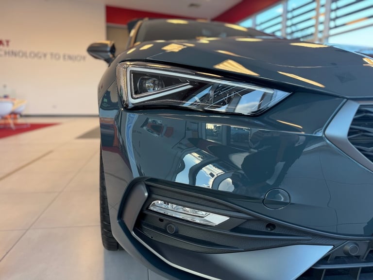 2025 SEAT Leon 1.5 e-Hybrid FR Sport 5dr DSG [DAP] Estate Petrol Parallel PHEV Automatic