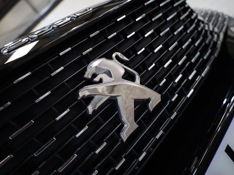 2022 Peugeot 3008 1.6 Hybrid 225 Allure Premium 5dr e-EAT8 HATCHBACK PETROL/ELECTRIC Automatic