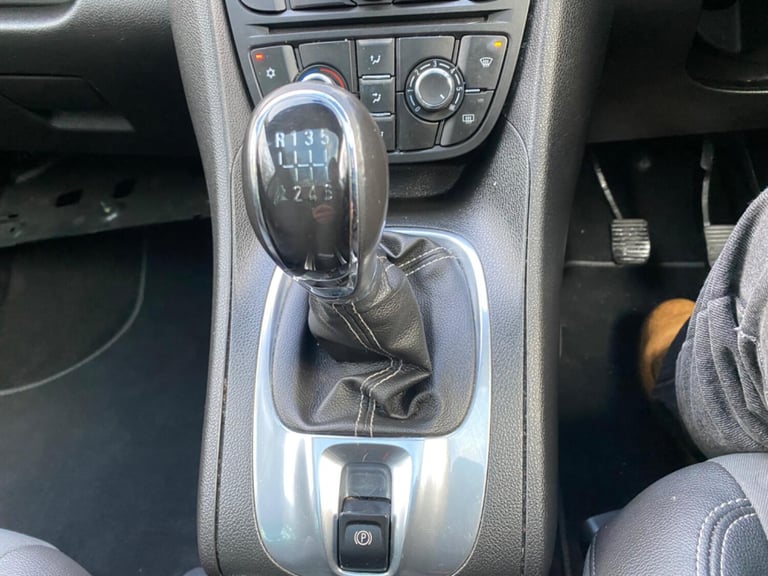 VAUXHALL MERIVA 1.4 T 16V SE Silver Manual Petrol 2012