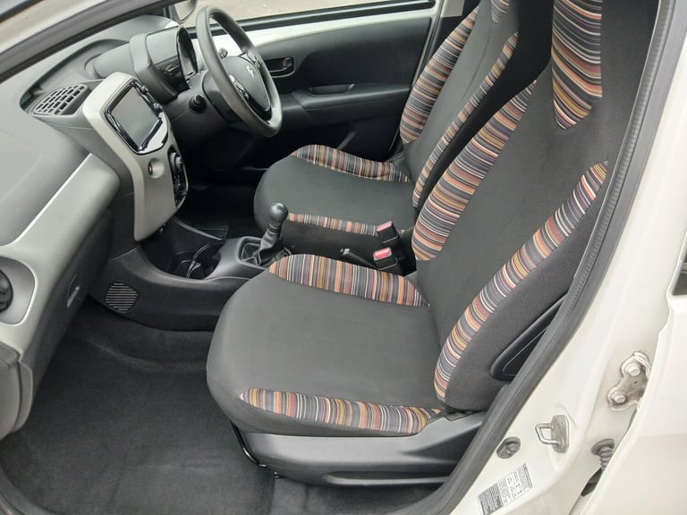 2014 Citroen C1 1.0 VTi Feel 5dr HATCHBACK Petrol Manual