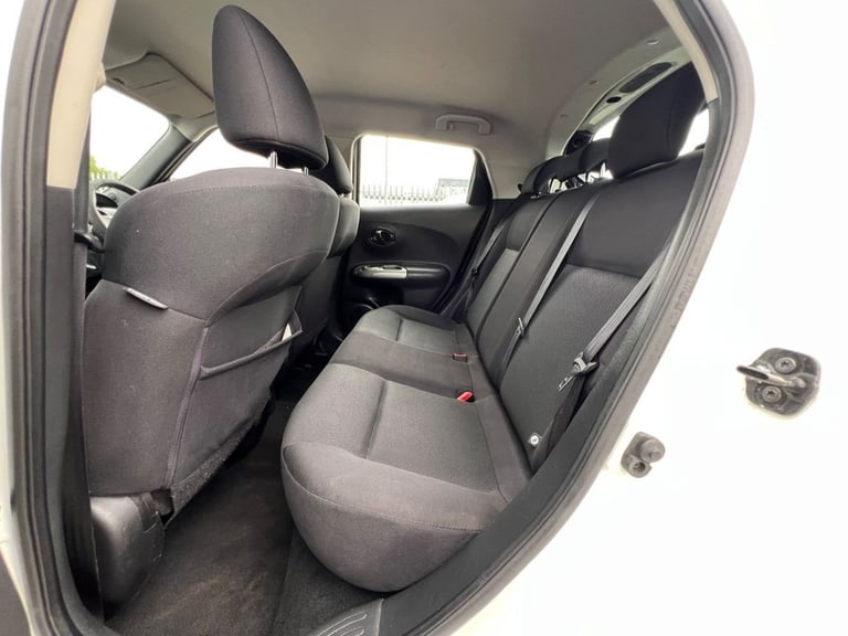 2012 Nissan Juke 1.6 Visia SUV 5dr Petrol Manual Euro 5 (117 ps) HATCHBACK Petrol Manual