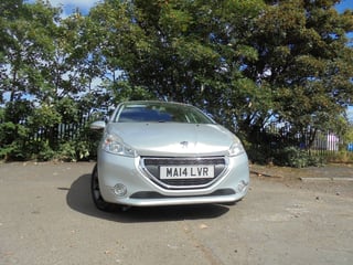 image for 63 PEUGEOT 208 ACTIVE 1.2.5 DOOR HATCHBACK,MOT NOV 025,2 KEYS,20 YEAR ROAD TAX,ULEZ COMPLIANCE