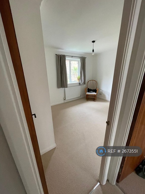4 bedroom house in Holland Drive, London, SE23 (4 bed) (#2673551)